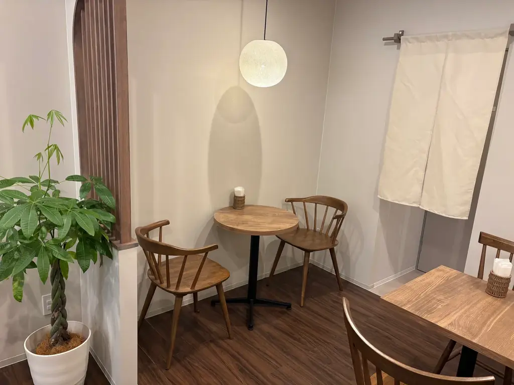 京都・鴨川沿いに、パリパリの“黄金クレープ”が登場！ 画像 3