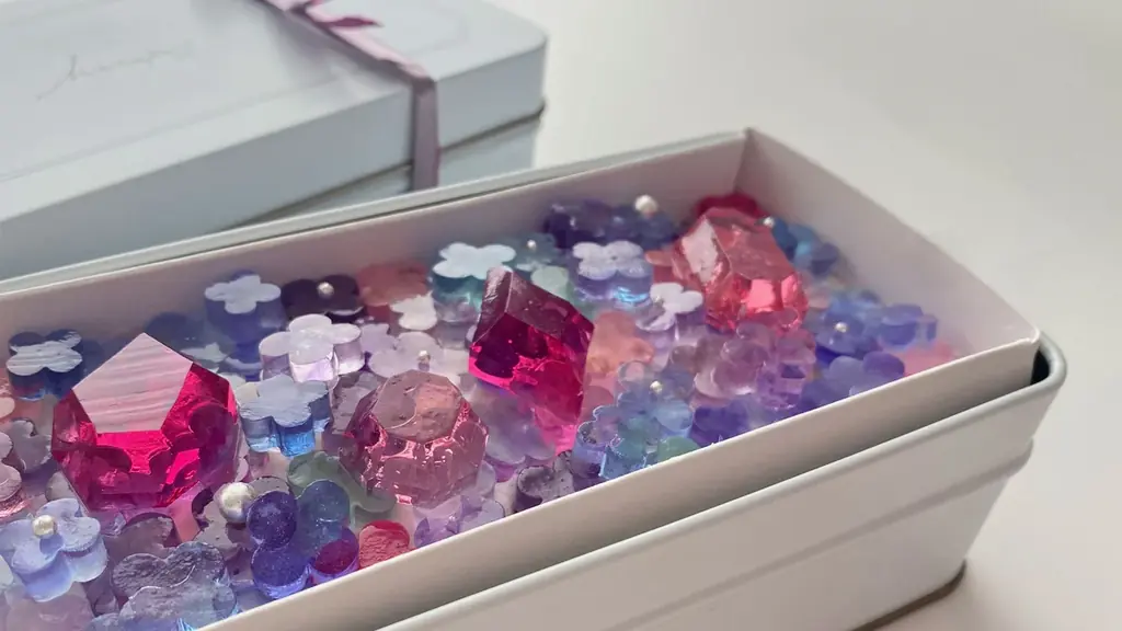 ハラペコラボの紫陽花と宝石スイーツ登場