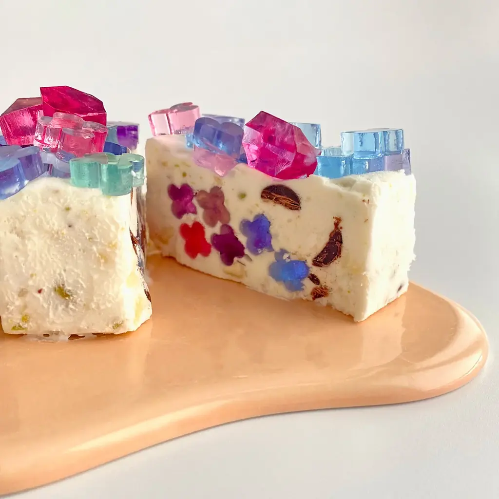 紫陽花と宝石のきらめきを閉じ込めた初夏の限定スイーツ！5月15日より販売開始 画像 4