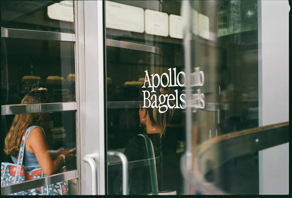 ニューヨークで行列の絶えないベーグル店「Apollo Bagels」が日本初上陸 | DEAN ＆ DELUCA カフェ 丸の内で3日間限定ポップアップ開催【5/22（金）-24（日）】 画像 5