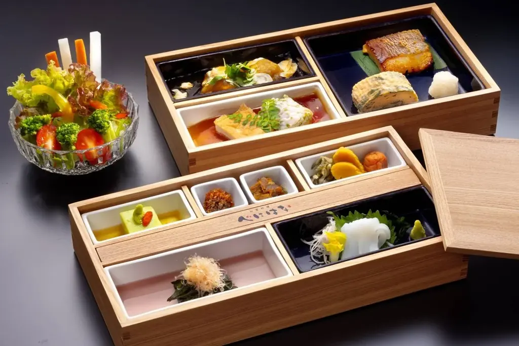 6～7月限定【初夏を愉しむ鮎会席】地酒３種飲み比べ ～ 芭蕉が愛した山中温泉×湯めぐり街あるき帖×山中節の夕べ etc. 画像 9