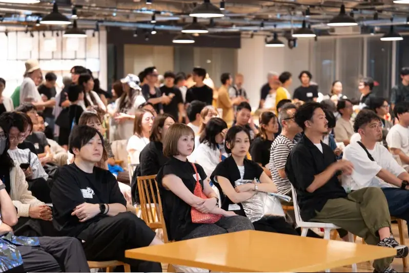 グラフィックからWEB、印刷からブランディングまで。九州で話題のプロジェクトを手がけたクリエイターが語る、デザインの裏側。6月5日（金）、クリエイター交流会を福岡・博多で開催。学生も参加歓迎。 画像 2