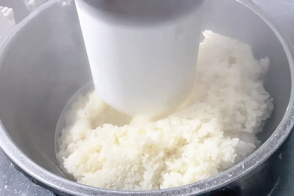 【1日4,000本売れる大ヒット】話題の“焼きたてだんご”が1本90円！「お米に感謝フェア」5/18開催！ 画像 18