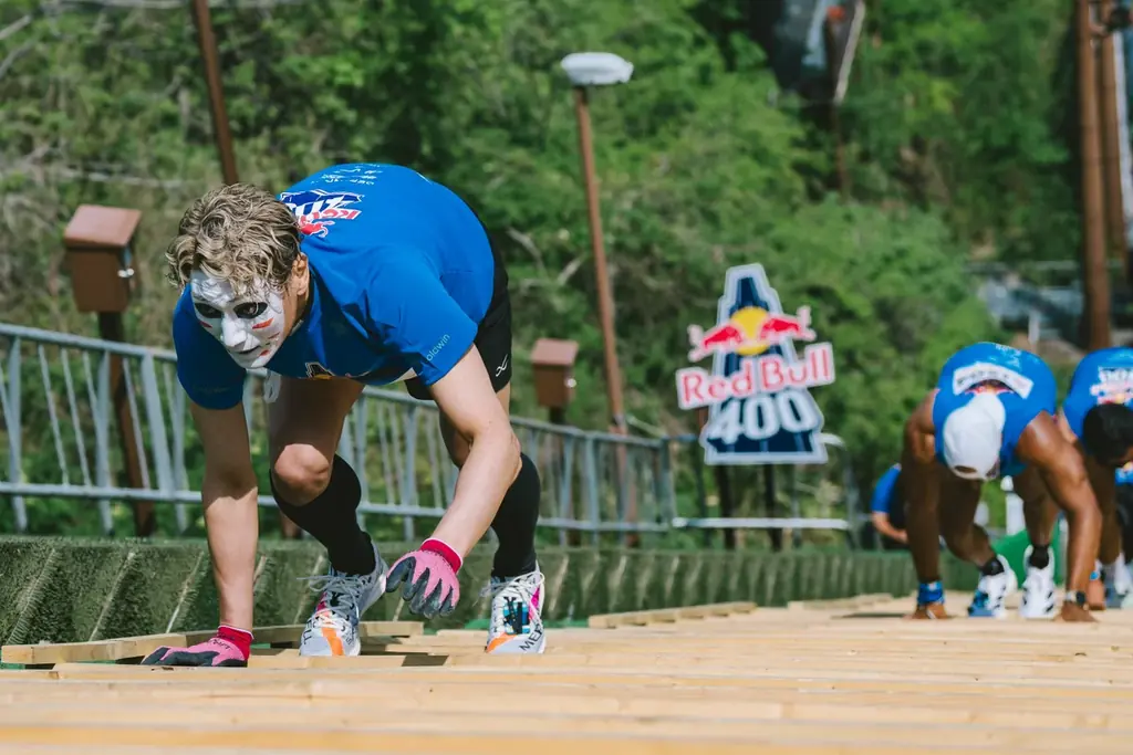 世界一過酷な400m走「Red Bull 400」最終開催 過去最多1,848人が激走、田中聖土が6連覇達成！ 画像 4