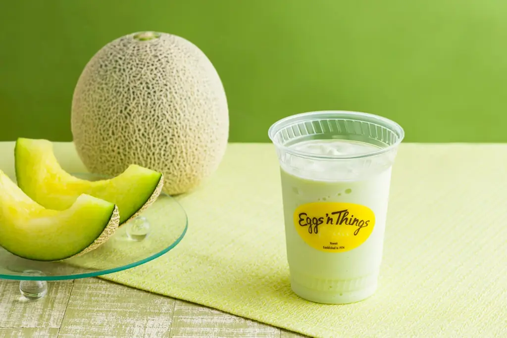 【Eggs ’n Things】メロンを味わい尽くす贅沢メニューが登場！「プレミアムメロンパンケーキ」「タコミートとアボカドのエグスンベネディクト」5月22日（金）～ 6月24日（水） 画像 5