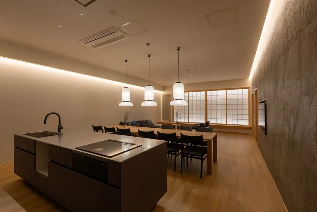 元コンビニを一棟貸ホテルに――函館・宝来町に地域とつながる宿『NEXUS HOTEL函館』誕生 画像 6