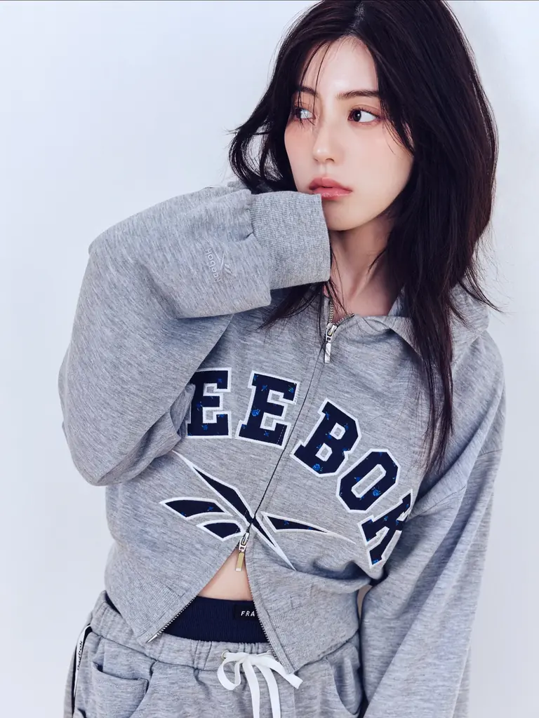 【FRAY I.D(フレイ アイディー)】Reebokとのコラボレーション第2弾が登場！中野恵那が魅せる大人スポーティなコレクションを公開〈5/19(火)WEB公開・5/20(水)店頭発売〉 画像 8
