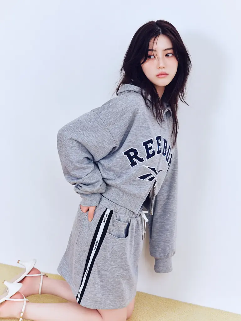 【FRAY I.D(フレイ アイディー)】Reebokとのコラボレーション第2弾が登場！中野恵那が魅せる大人スポーティなコレクションを公開〈5/19(火)WEB公開・5/20(水)店頭発売〉 画像 9