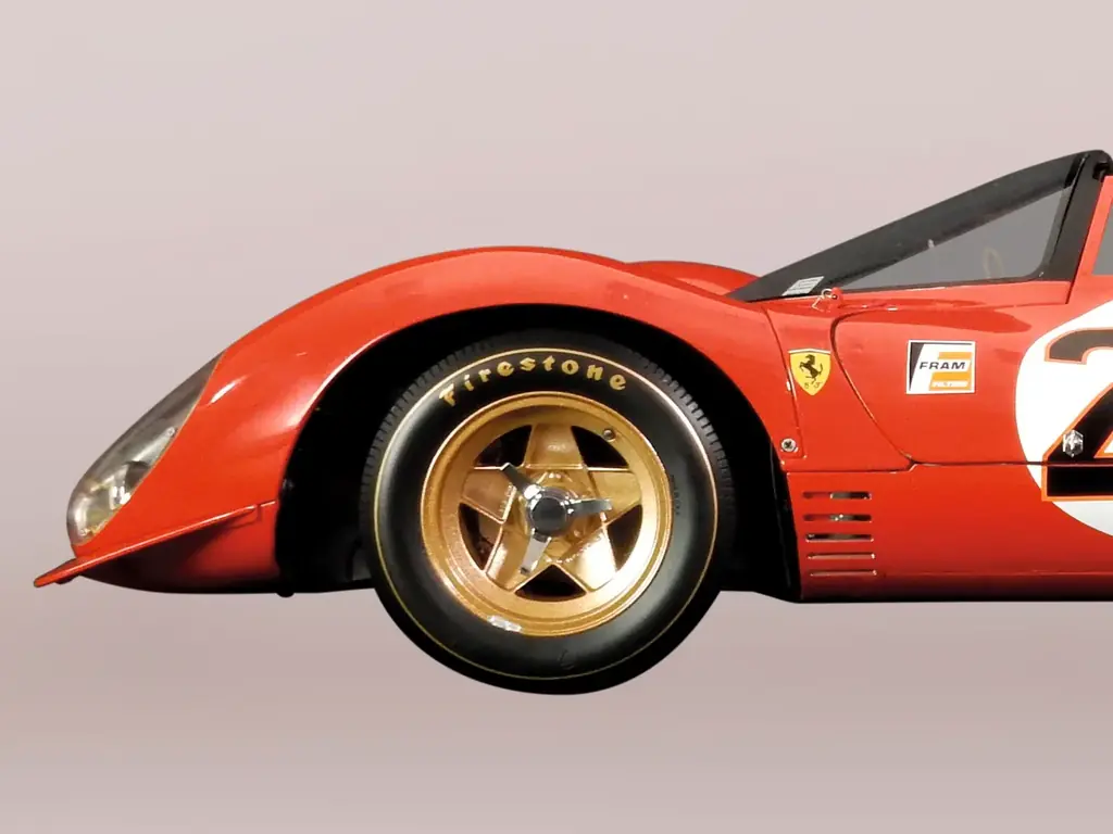 モータースポーツ史に残る伝説のレーシングカーが1/8スケールで蘇る『フェラーリ330 P4をつくる』ウェブ限定販売 画像 9