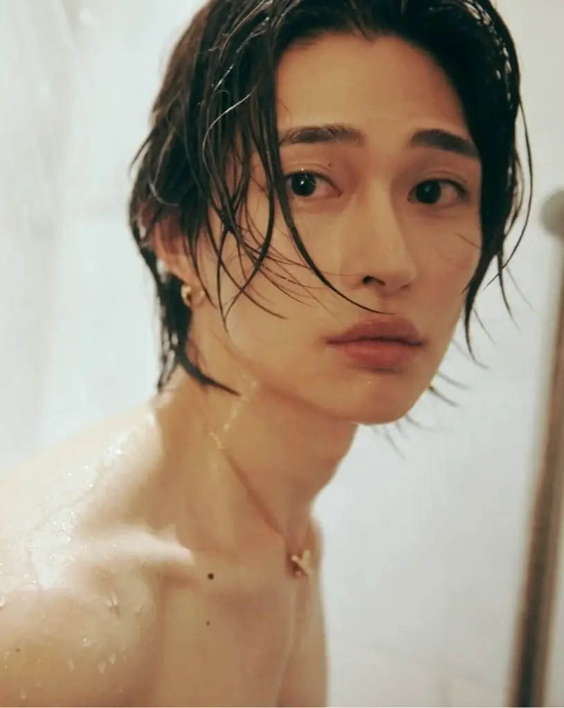 紀田基邦1st写真集、予約開始初日で楽天ブックスランキング第1位を記録！SNSでも反響の『Love Yourself』絶賛予約購入受付中！ 画像 6
