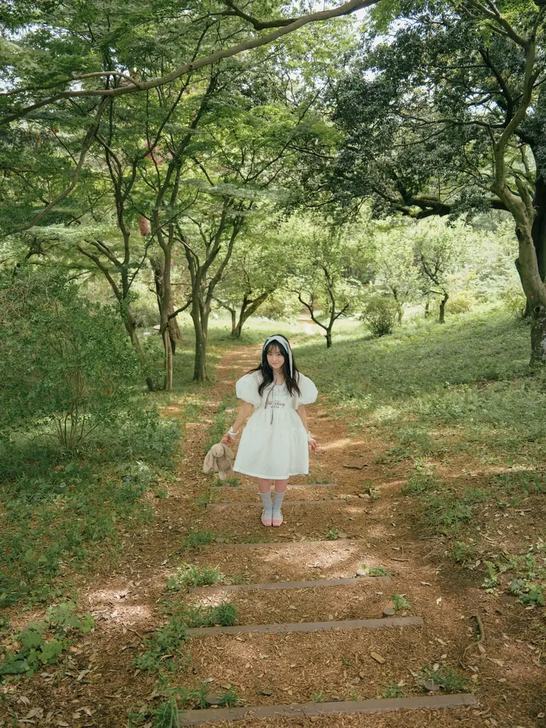 正源司陽子はこんなにも美しい。日向坂46・正源司陽子が「B.L.T.7月号」の表紙・巻頭に登場！ 中面には清水理央と佐藤優羽も登場し、“おひさま”必読の日向坂46大特集‼ 画像 11