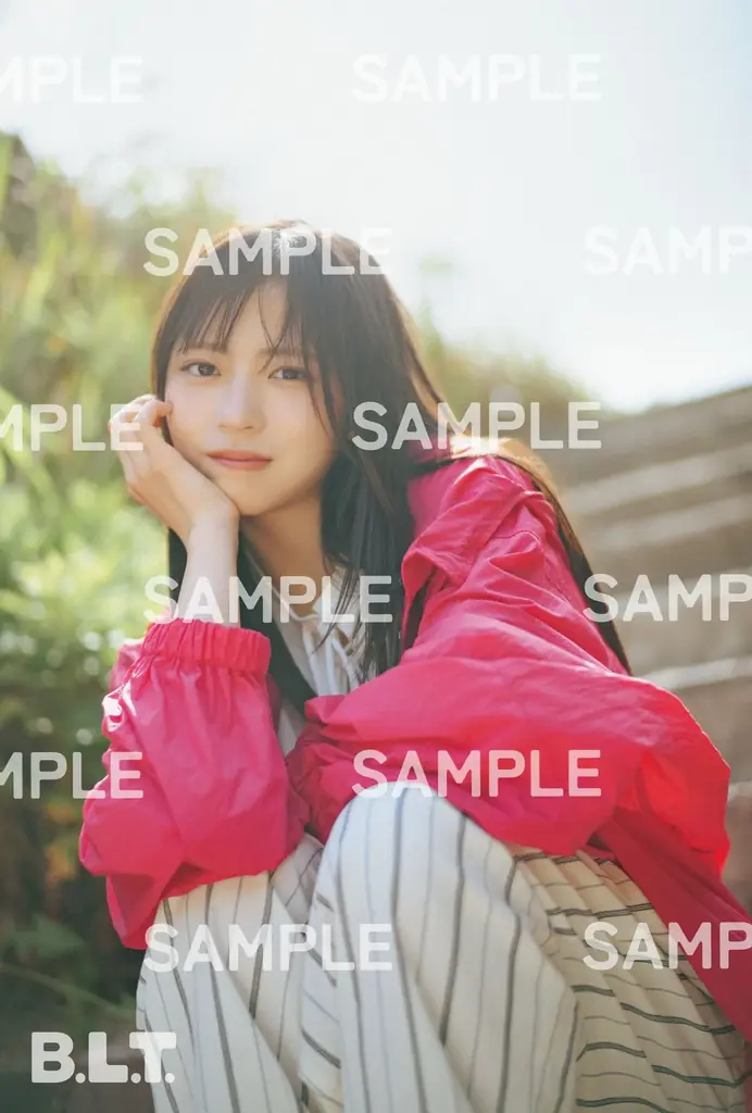正源司陽子はこんなにも美しい。日向坂46・正源司陽子が「B.L.T.7月号」の表紙・巻頭に登場！ 中面には清水理央と佐藤優羽も登場し、“おひさま”必読の日向坂46大特集‼ 画像 17