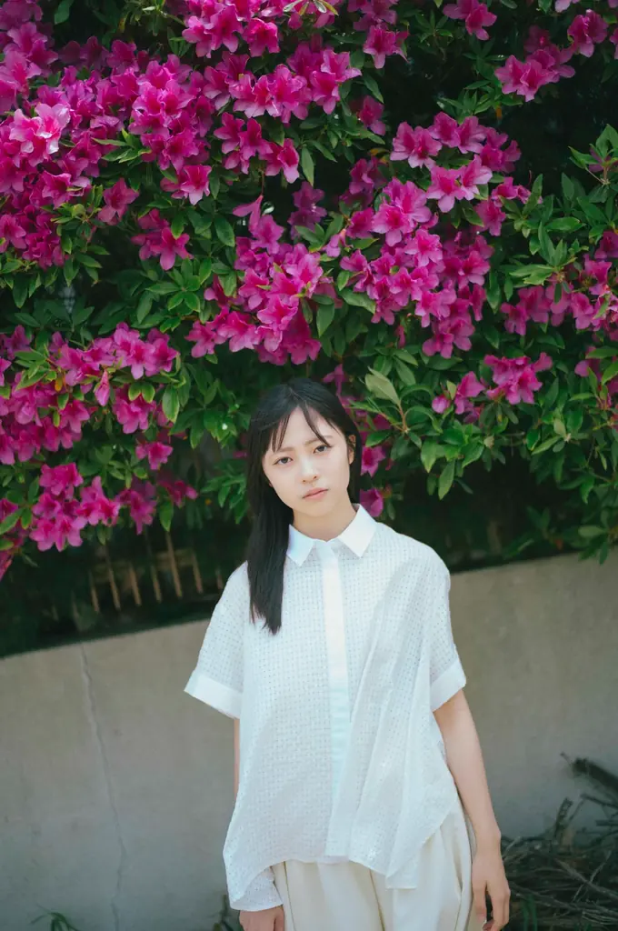 正源司陽子はこんなにも美しい。日向坂46・正源司陽子が「B.L.T.7月号」の表紙・巻頭に登場！ 中面には清水理央と佐藤優羽も登場し、“おひさま”必読の日向坂46大特集‼ 画像 2