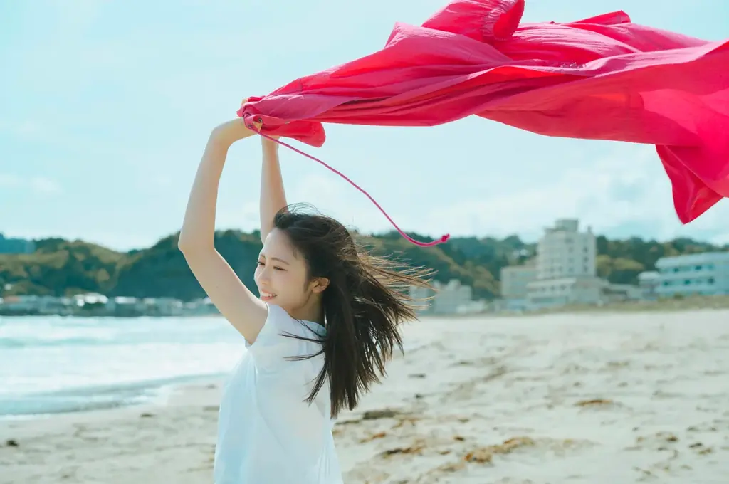 正源司陽子はこんなにも美しい。日向坂46・正源司陽子が「B.L.T.7月号」の表紙・巻頭に登場！ 中面には清水理央と佐藤優羽も登場し、“おひさま”必読の日向坂46大特集‼ 画像 3