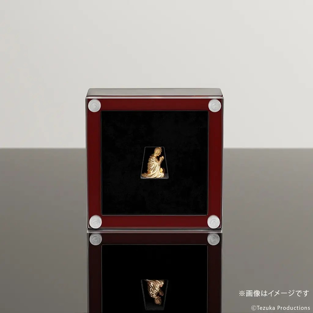 手塚治虫版『ブッダ』18金製ミニフィギュア。手を合わせて祈る姿を再現。ジュエリー職人が手掛けた温かくも切ない造形美 画像 10