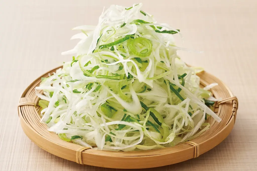 しゃぶしゃぶ温野菜から、“新化系”麻辣湯が登場！ 昨年好評の「旨辛 麻辣湯しゃぶ」が復活。トマト×バジルの「イタリアン麻辣湯」や「スパイシートマト麻辣湯」「ニラ醬麻辣湯」など、アレンジ無限大 画像 26