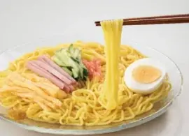 “ここでしか買えない惣菜”を拡充し、成長を加速　麺の全面刷新と健康・スイーツ領域の拡充で来店動機を創出 画像 17