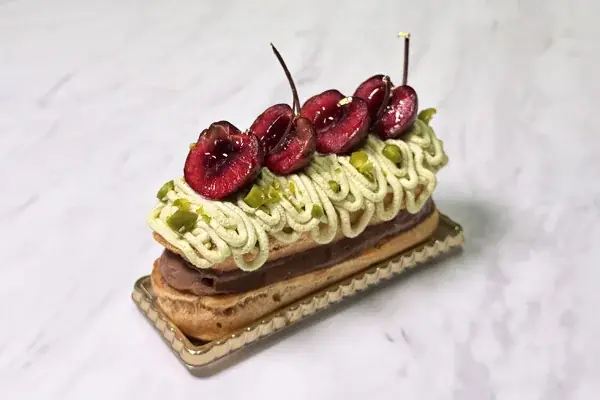 【ホテルメトロポリタン】愛らしい「Suicaのペンギン ケーキ」がテイスト変更！旬のフルーツを使ったご褒美スイーツも 画像 6