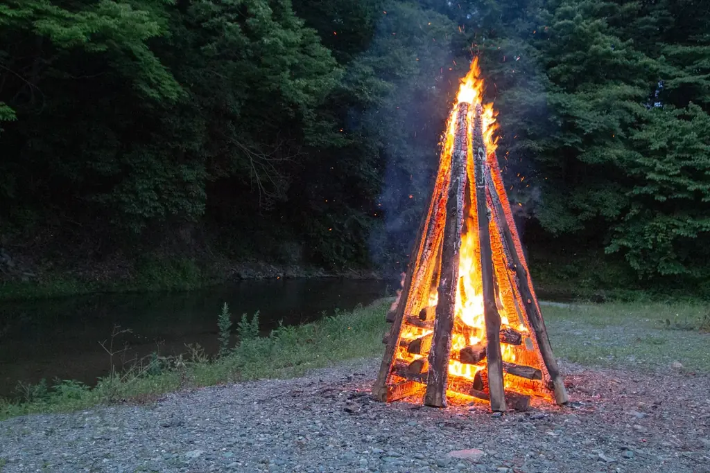 埼玉県ときがわ町のCOMORIVERで楽しむ北欧の夏のお祭り。「エストニア夏至祭2026」を今年も開催します。 画像 3