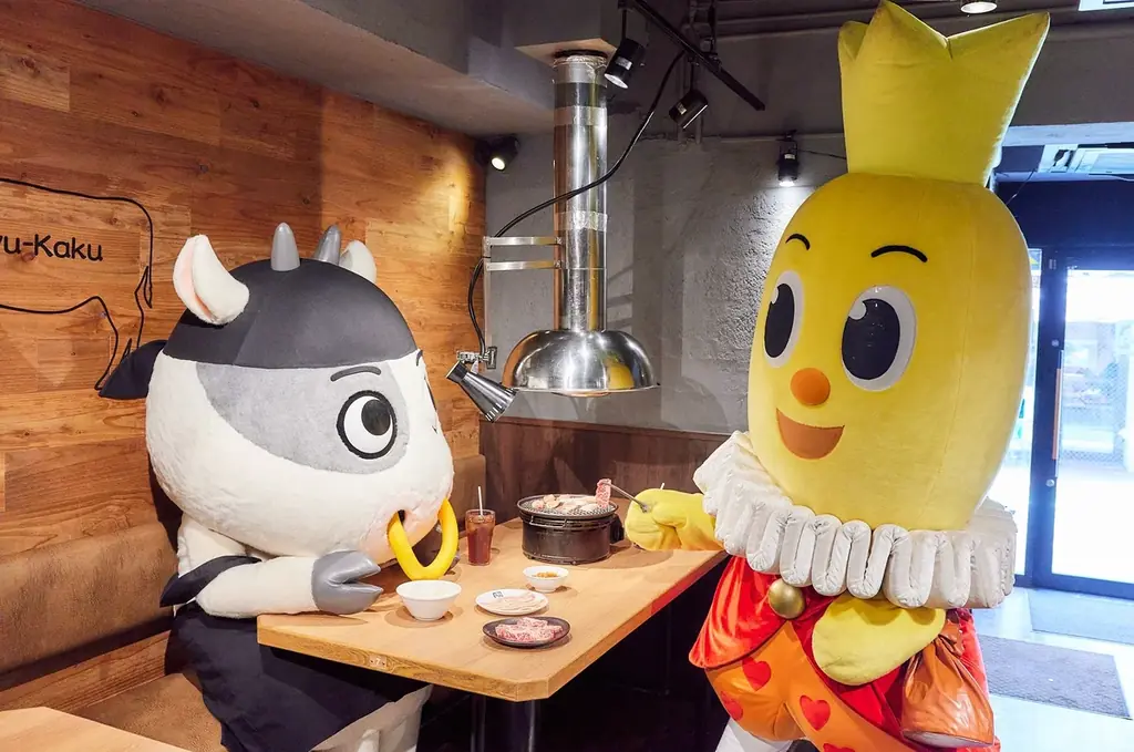 【牛角×ハッピーターン周年コラボ】あの“魔法の粉”が焼肉仕様になり全4品が登場！“かけて、つけて、Wでしあわせ！”甘じょっぱい新感覚の焼肉、期間限定で発売 画像 4
