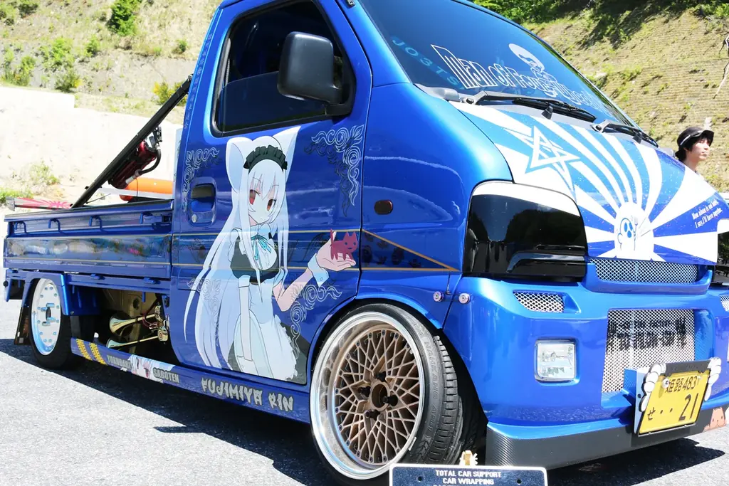 【ウマ娘】ほか「痛車」２５０台が奥伊吹に大集合！「VTuber・ホロライブ・原神・ラブライブ！・初音ミク・アイドルマスター・Fate」初夏のスキー場で5月2４日「漫画・アニメ・ゲーム」のイベント開催！ 画像 13