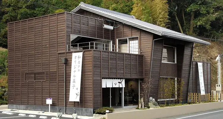 期間限定コラボ企画｜東京駅の赤レンガをあしらった限定「抹茶缶」を6月末まで販売 画像 11
