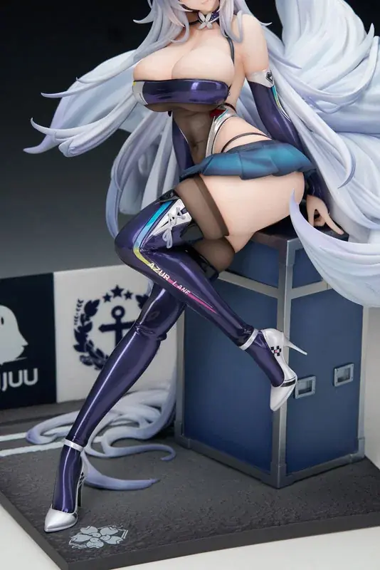 『アズールレーン』より、「信濃」が着せ替え「寝待の銀輿」の姿でフィギュア化。LEDアクリル展示ケース付きスペシャル版も登場。 画像 12