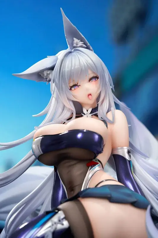 『アズールレーン』より、「信濃」が着せ替え「寝待の銀輿」の姿でフィギュア化。LEDアクリル展示ケース付きスペシャル版も登場。 画像 26
