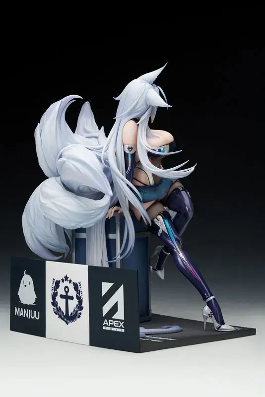 『アズールレーン』より、「信濃」が着せ替え「寝待の銀輿」の姿でフィギュア化。LEDアクリル展示ケース付きスペシャル版も登場。 画像 8