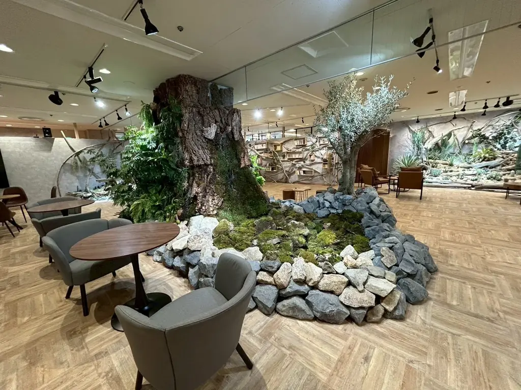 【豊田市駅前】東海地区 屋内型最大級 図書館＋ボタニカルカフェ「café Earth+h.l」が6月1日OPEN。 画像 1