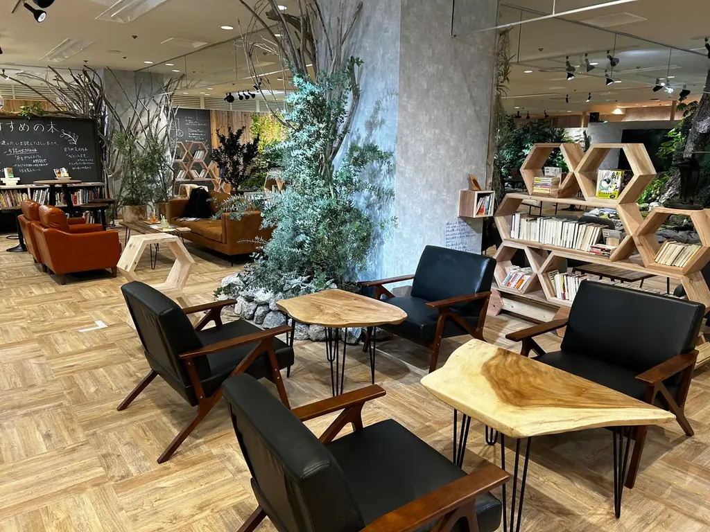 【豊田市駅前】東海地区 屋内型最大級 図書館＋ボタニカルカフェ「café Earth+h.l」が6月1日OPEN。 画像 11