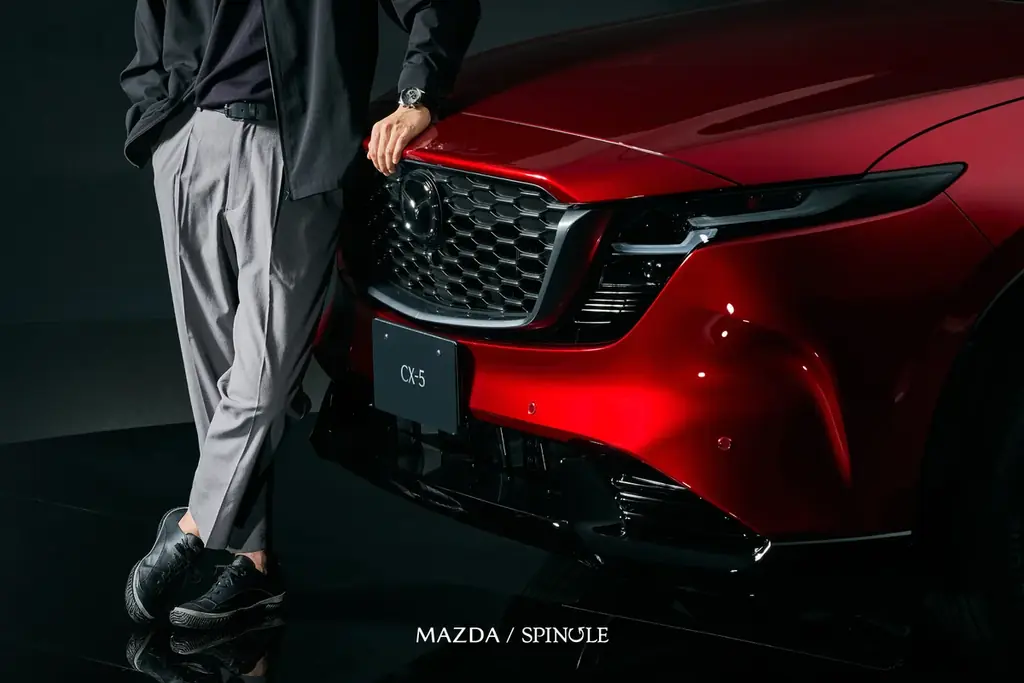 「スピングル」と「マツダ」コラボスニーカー第二弾を発売 画像 8