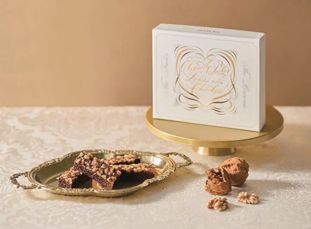 ＼大規模リニューアル中の食品フロアを彩る6月のPOPUPご紹介／　福岡初出店の『ザ・テイラー』から贅沢なチョコレートサンドクッキーが出店！さらに『あさぎり牛乳』や『plus KAMERIYA』が登場！ 画像 6