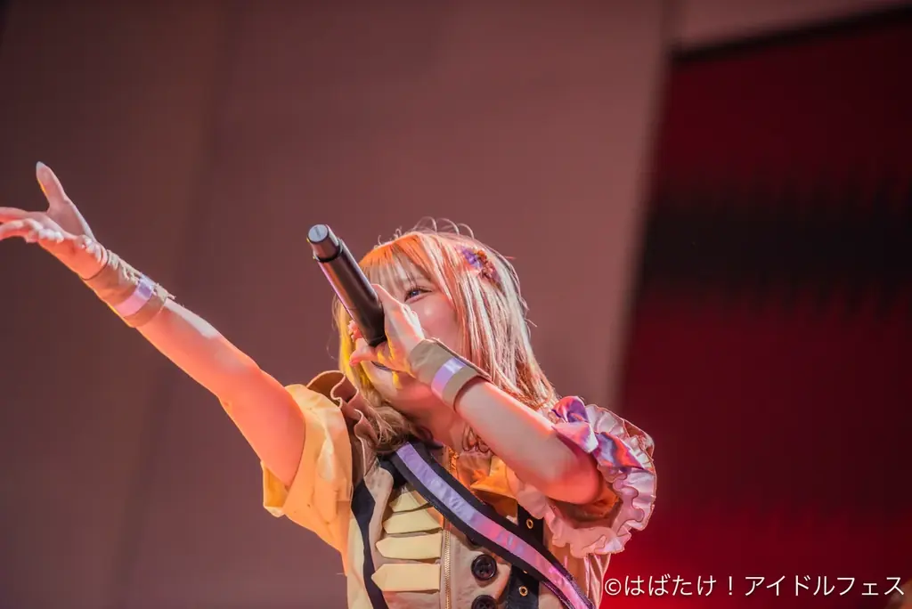 《はばたけ！アイドルフェスINテレビ大阪vol.3》公式ライブレポート。紫色は歌が上手い？コラボユニット“ちーむ らいらっく”が名曲「初恋サイダー」を熱唱！ 画像 11