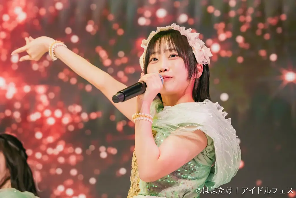 《はばたけ！アイドルフェスINテレビ大阪vol.3》公式ライブレポート。紫色は歌が上手い？コラボユニット“ちーむ らいらっく”が名曲「初恋サイダー」を熱唱！ 画像 12