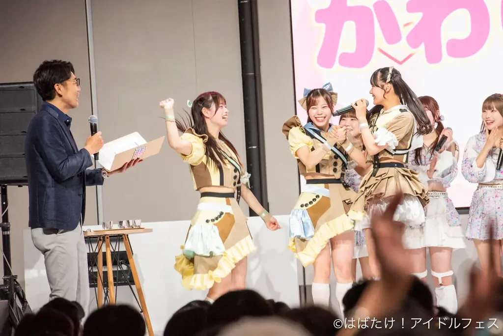 《はばたけ！アイドルフェスINテレビ大阪vol.3》公式ライブレポート。紫色は歌が上手い？コラボユニット“ちーむ らいらっく”が名曲「初恋サイダー」を熱唱！ 画像 14