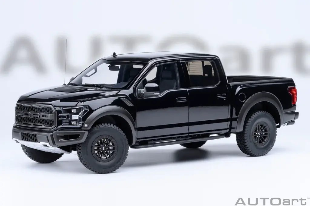 アメリカでの販売台数1位を獲得し続けているピックアップトラック『フォード F-150』をAUTOart が1/18スケールでモデル化！ 画像 11