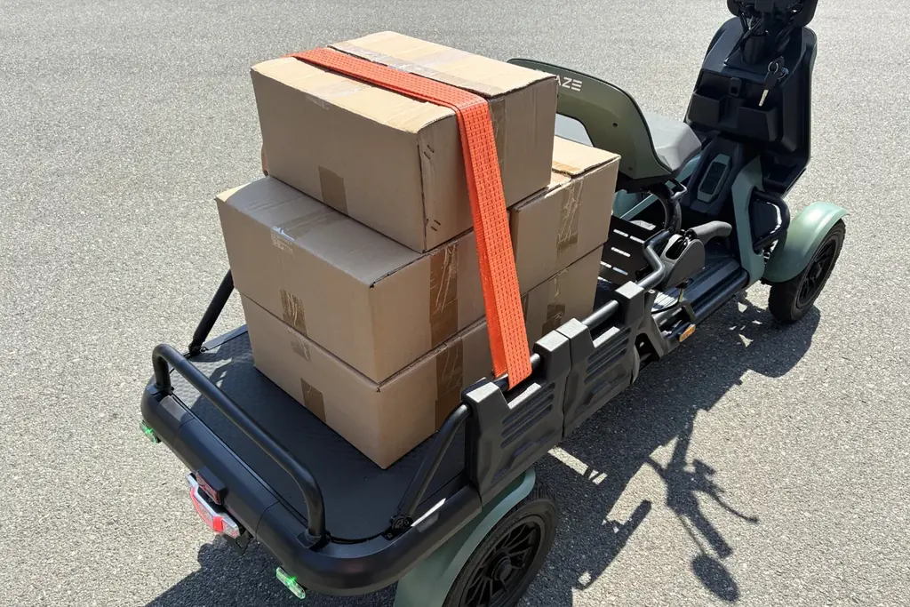 【利便性向上】公道走行可能な“小さな軽トラ”4輪電動車『ブレイズ イーカーゴ』にNFCスマート起動機能を新搭載 画像 4