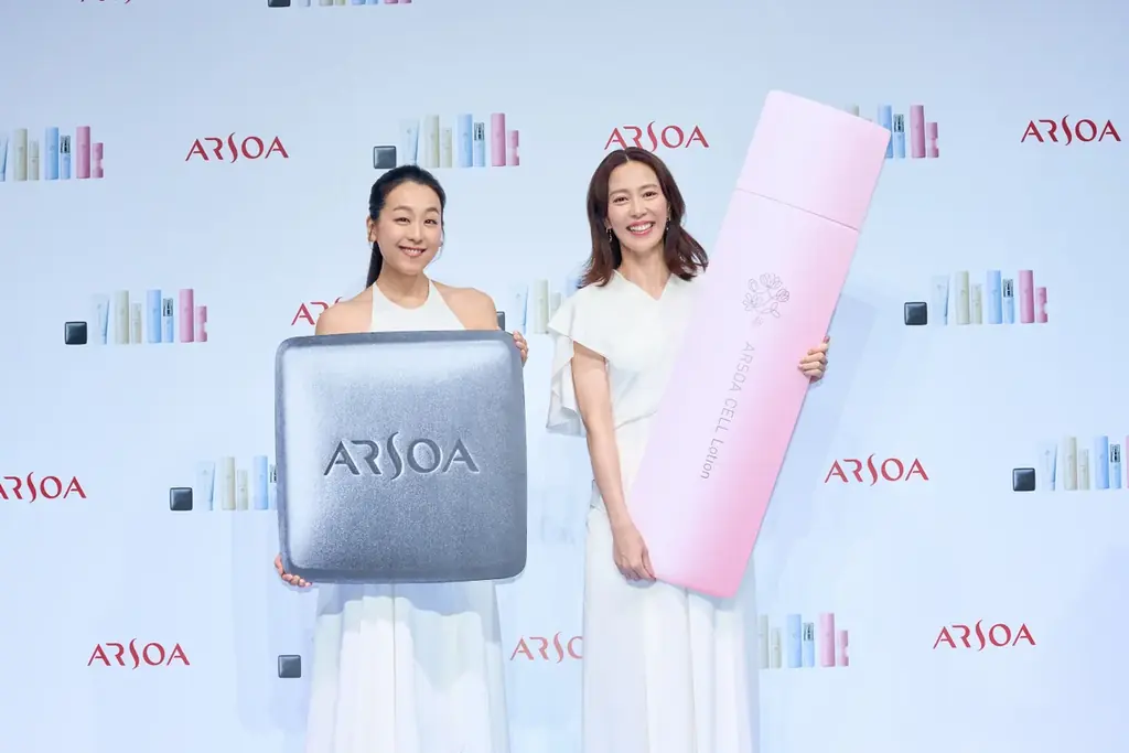 アルソア　ブランドリニューアル＆新製品発表会に木村佳乃さん・浅田真央さんが初のメディア共演登壇！新スキンケア広告ビジュアル・メイキングムービーの撮影秘話を公開 画像 15