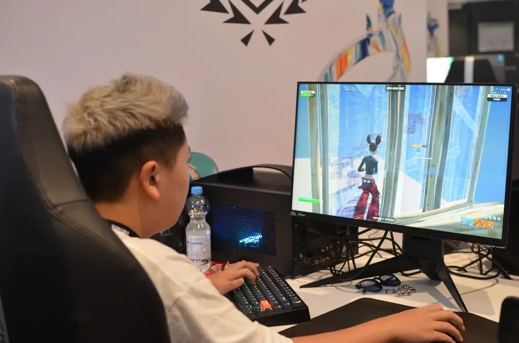FNCS Major 1 Summit 出場に伴い北九州市⻑を表敬訪問 画像 6