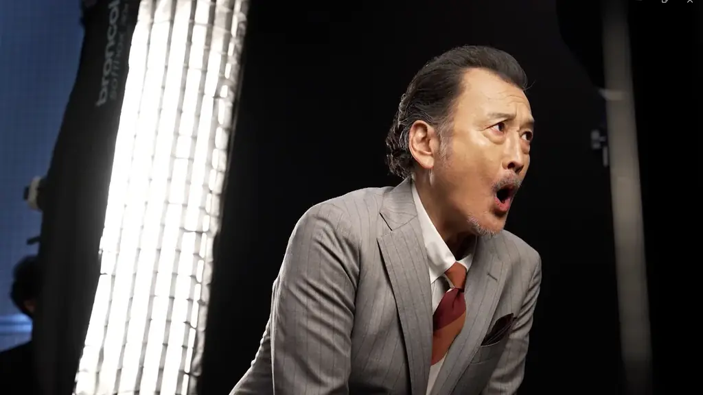 吉田鋼太郎さんと八木莉可子さんが初の先輩・後輩役に挑戦 新TVCM「FAMIMA CAFÉ刷新　うまさに驚け。」篇　6月2日から放映開始 実は二人とも几帳面！？私生活でのこだわりをインタビューで告白 画像 8