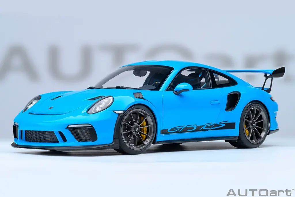 991型の最後を飾るモータースポーツ直系のスペシャルモデル『ポルシェ 911 （991.2）GT3 RS』をAUTOart が1/18スケールでモデル化！ 画像 17