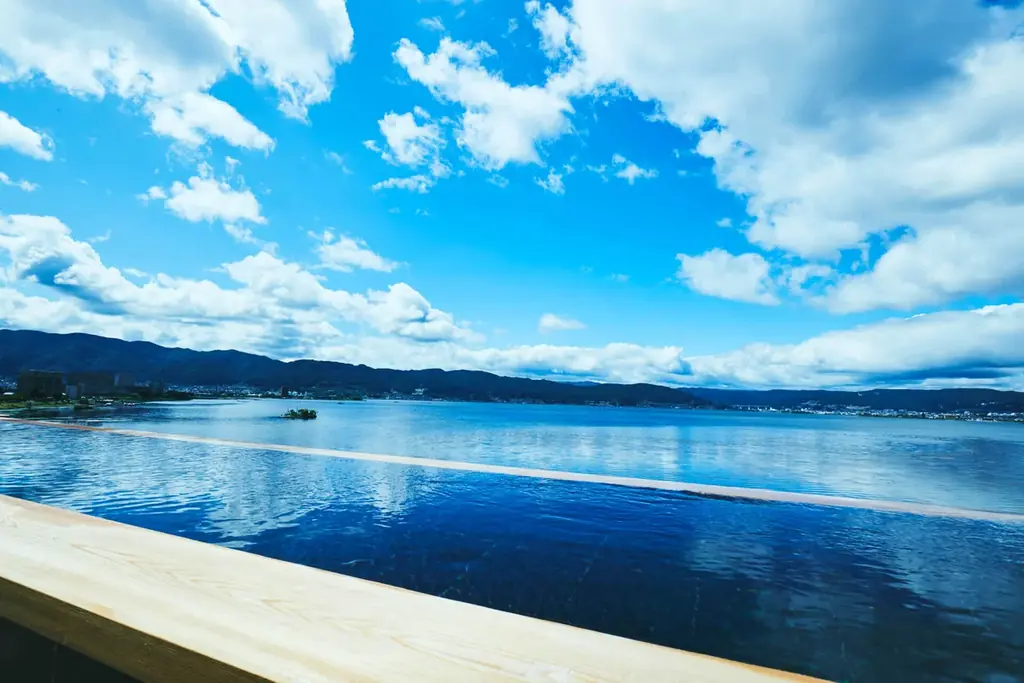 【祝・創業100年】信州・渓谷の一軒宿「蓼科親湯温泉」1万円割引券付き宿泊プランや限定特典など100周年企画を開始、10年かけたプロジェクトの集大成―3万冊蔵書ラウンジで寛ぐ大人のおこもり宿 画像 23