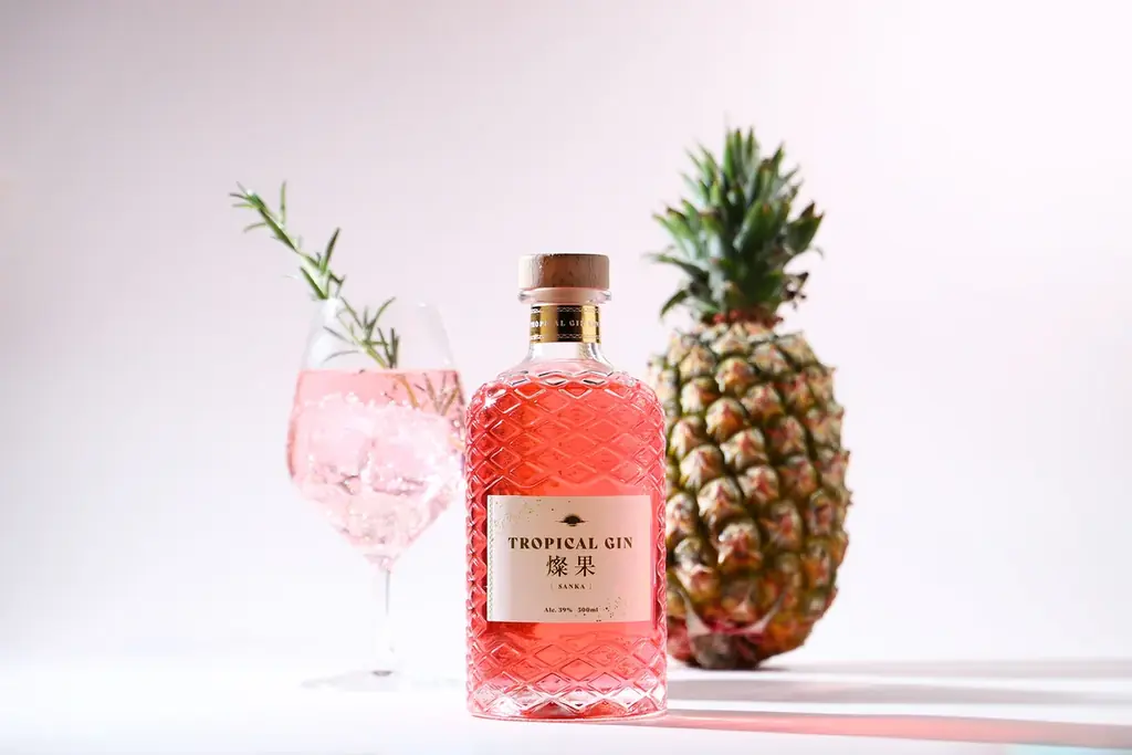 トロピカル香るクラフトジン「TROPICAL GIN 燦果 -sanka-」が販売開始 画像 2