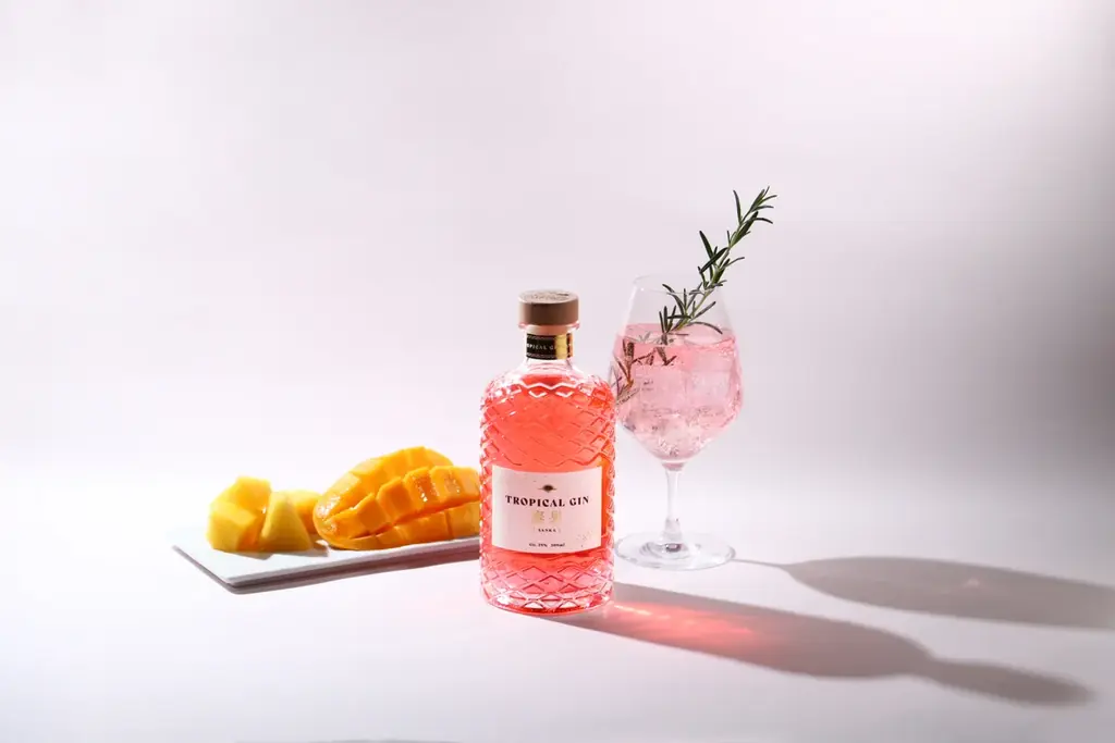 トロピカル香るクラフトジン「TROPICAL GIN 燦果 -sanka-」が販売開始 画像 4