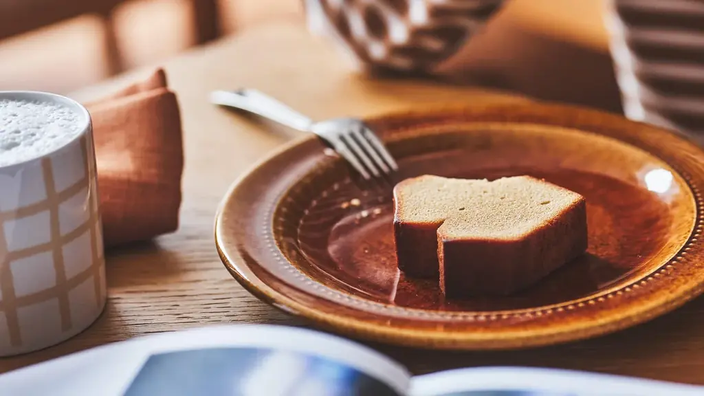 大人のご褒美スイーツ「BASE Pound Cake」シリーズ第二弾「BASE Pound Cake キャラメル」2026年6月10日(水)新発売 画像 4