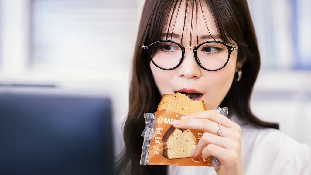 大人のご褒美スイーツ「BASE Pound Cake」シリーズ第二弾「BASE Pound Cake キャラメル」2026年6月10日(水)新発売 画像 6