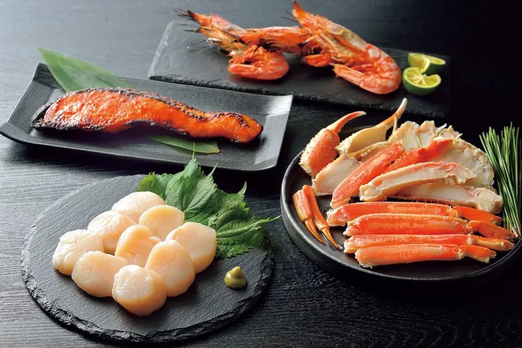 【角上魚類】父の日はネクタイ？ポロシャツ？それなら今年は、贅沢な「おうち居酒屋」の時間をプレゼントする豪華海鮮ギフト！人気の国産うなぎや漬け魚で日頃の感謝を伝える、鮮魚専門店が届ける新たな形。 画像 11