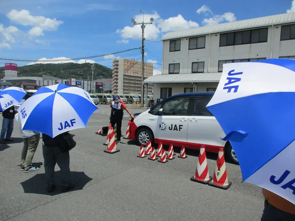 【JAF福岡】マイカーで今の運転を見直すチャンス！ベテランドライバー向け実技講習を開催 画像 1