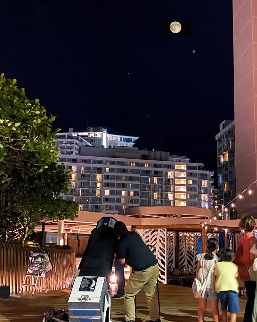 プリンス ワイキキ、この夏を彩る3つの特別企画！映画、星空体験、ライブミュージックを軸とした3つの特別企画を展開いたします。 画像 2